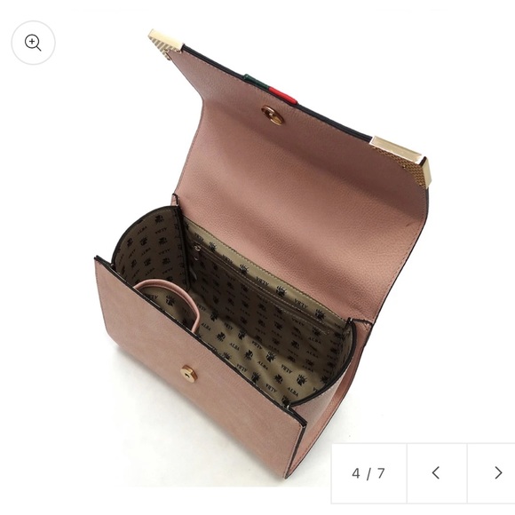 Queen Bee Satchel Crossbody Bag With Matching Wallet. NEW - Picture 2 of 5